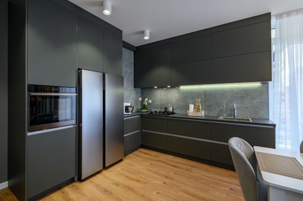 Cupboard Laminate Repair in Missouri City