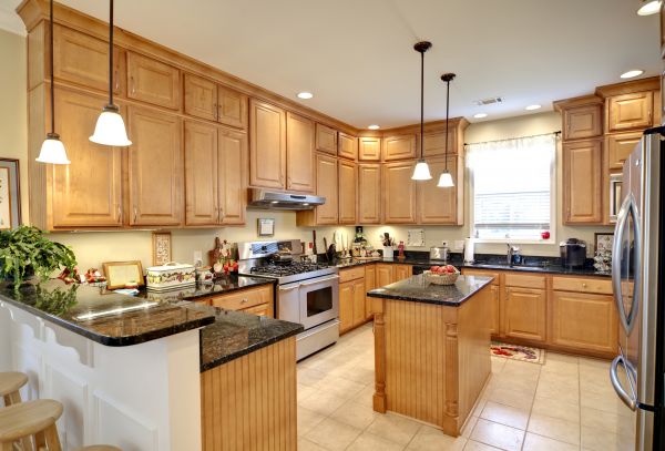 Maple Kitchen Cabinet Repair in Missouri City