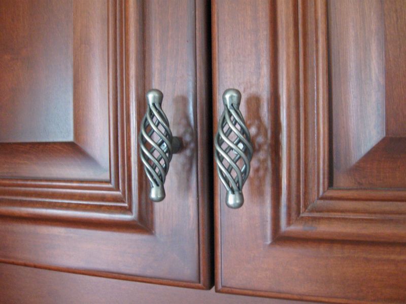 Cabinet Hardware Update